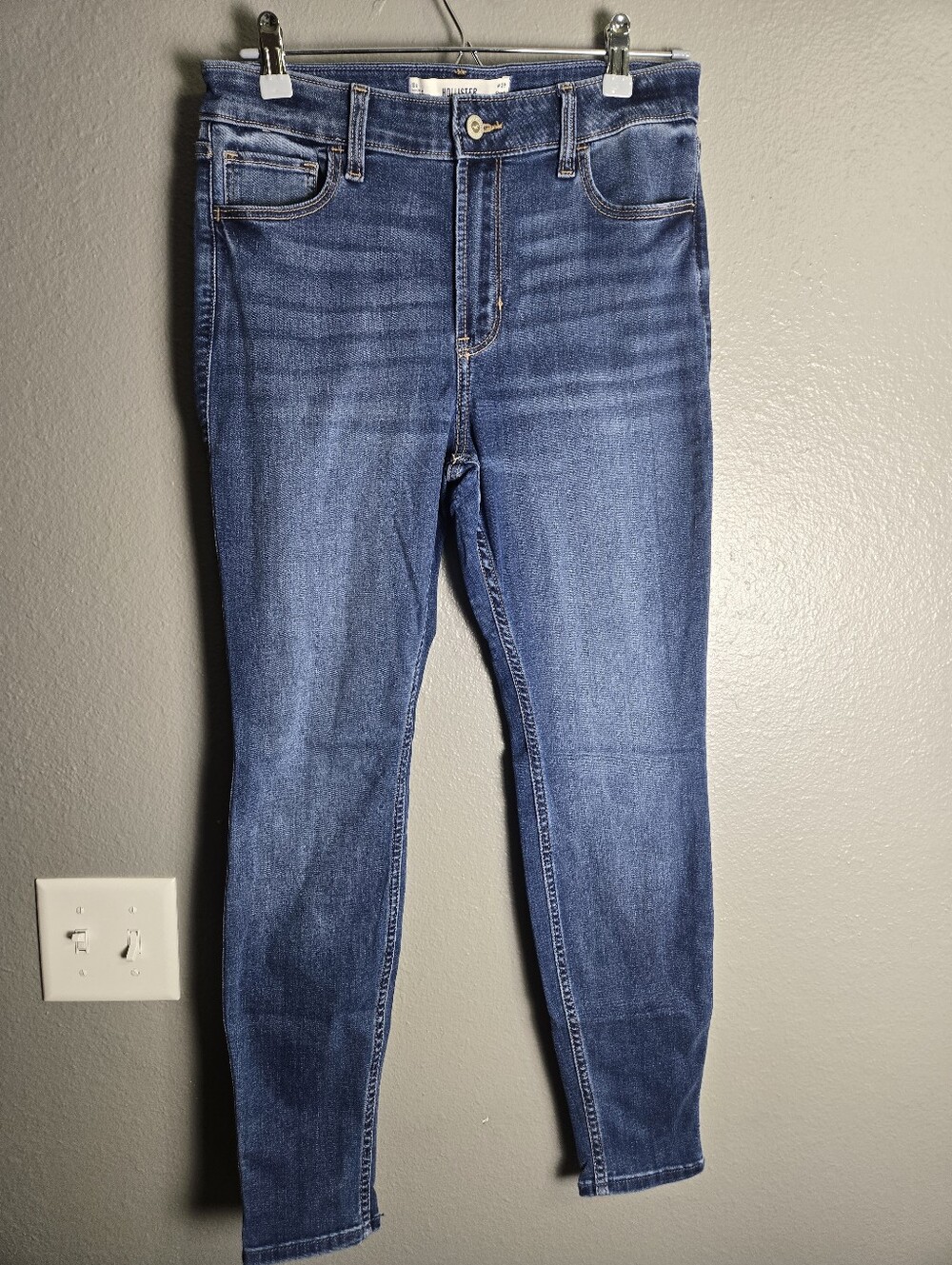 Hollister High Rise Super Skinny Jeans Size 29/ 8 Short